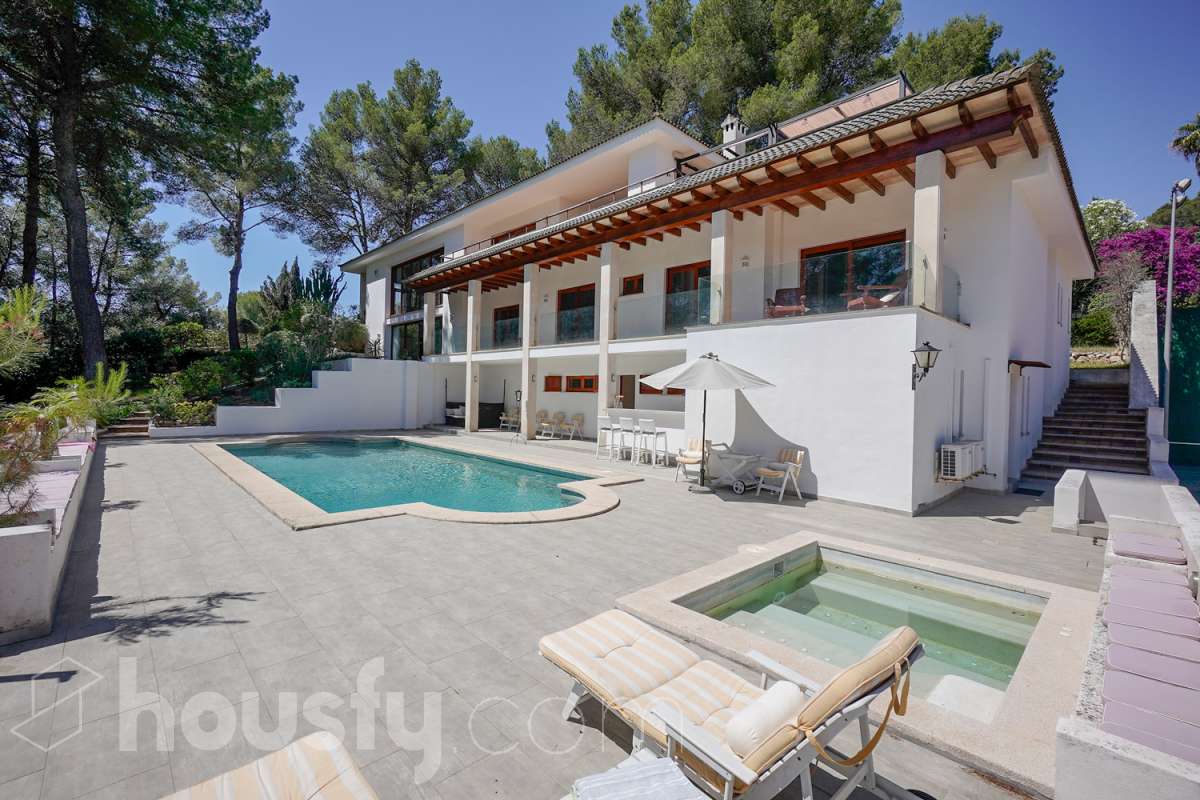 Magnífica casa con piscina en Palma de Mallorca. Casas de ensueño