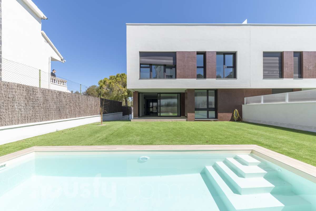 Casa de obra nueva en Sant Pere de Ribes