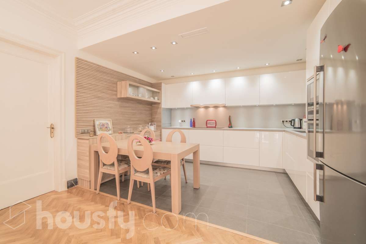 Piso en venta en Travessera de Gràcia, Sant Gervasi, Barcelona