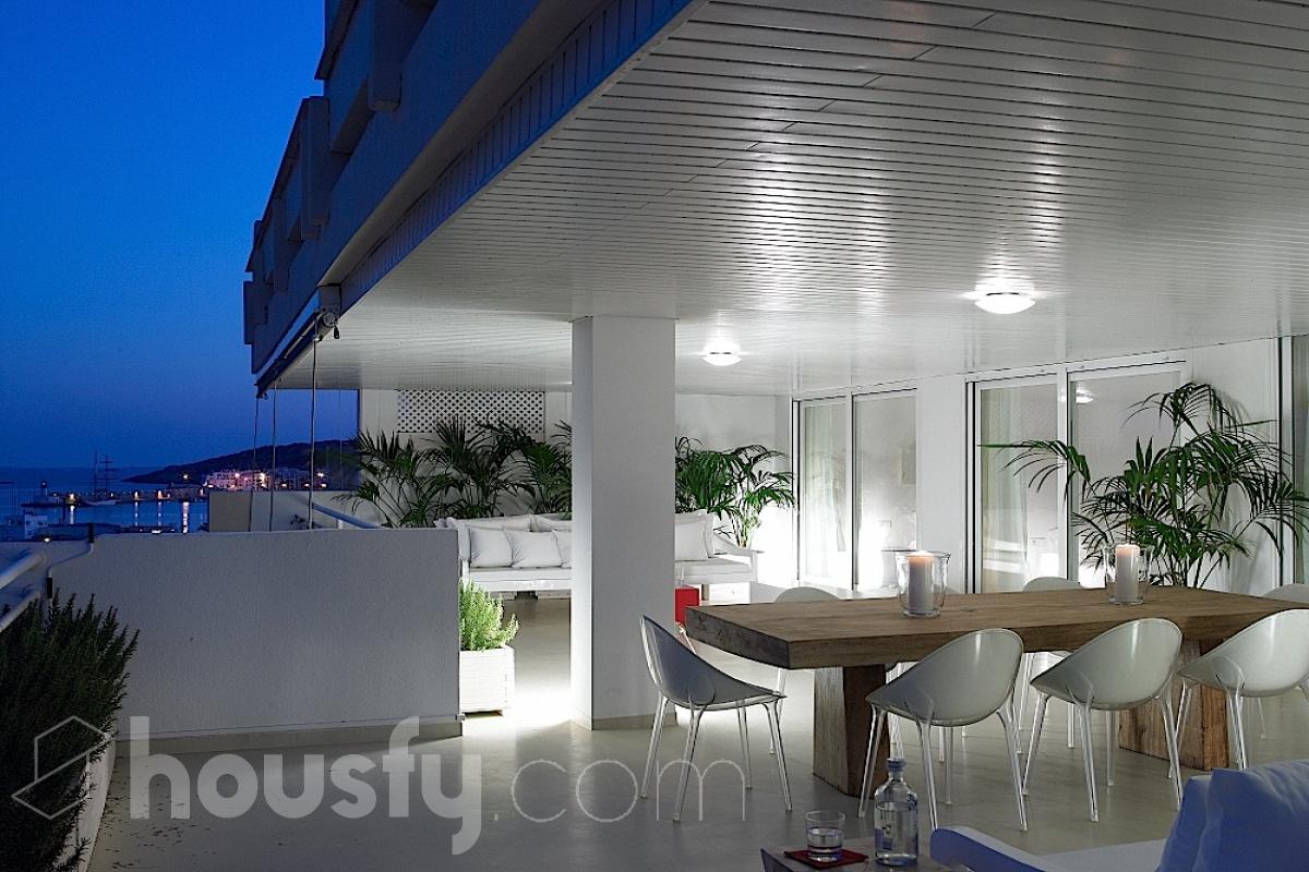 Ático con terraza en Talamanca