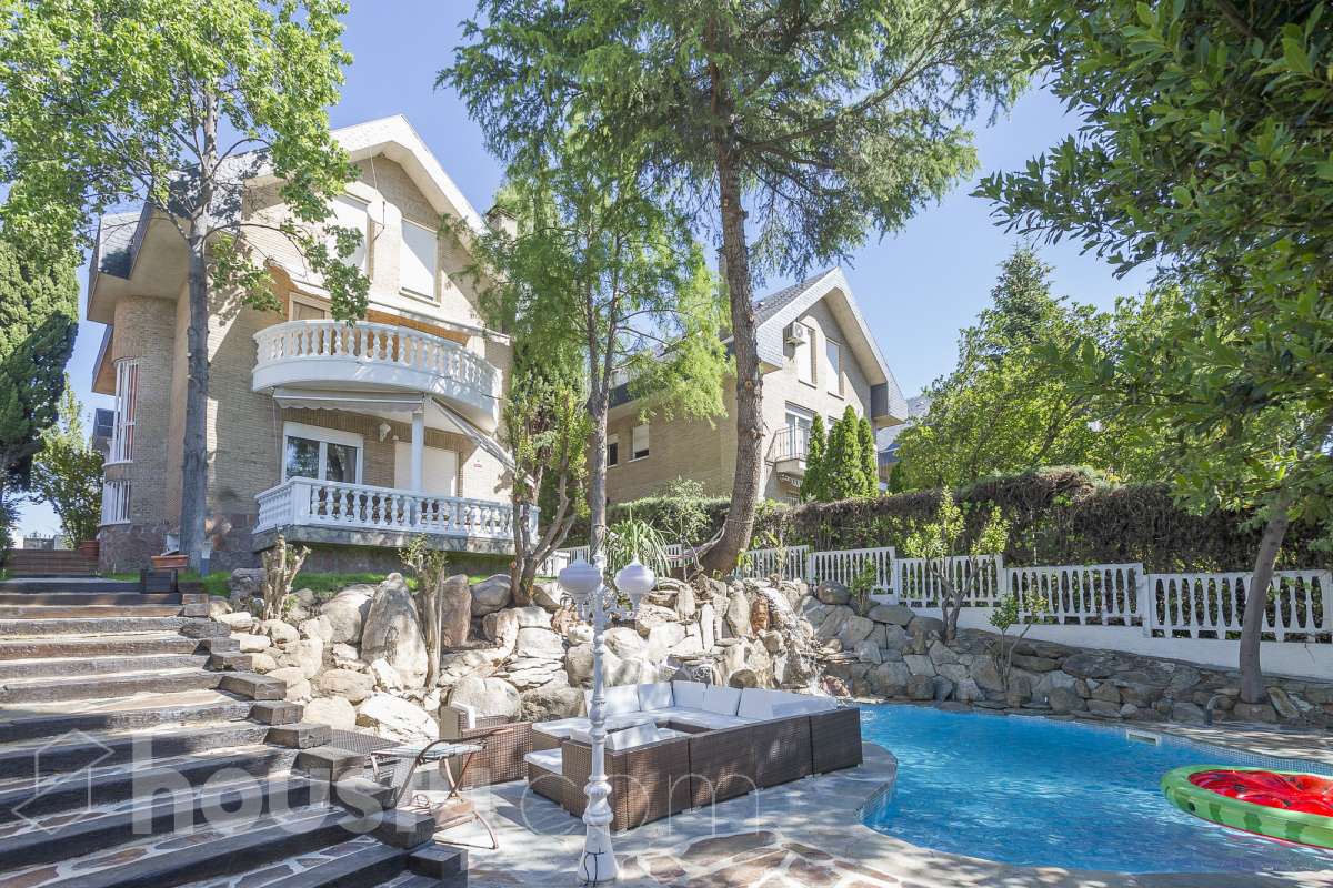 Casa con jardín en Pozuelo de Alarcón
